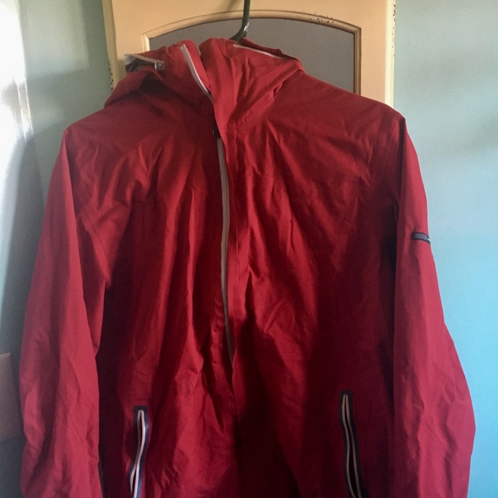 Merrell windbreaker medium